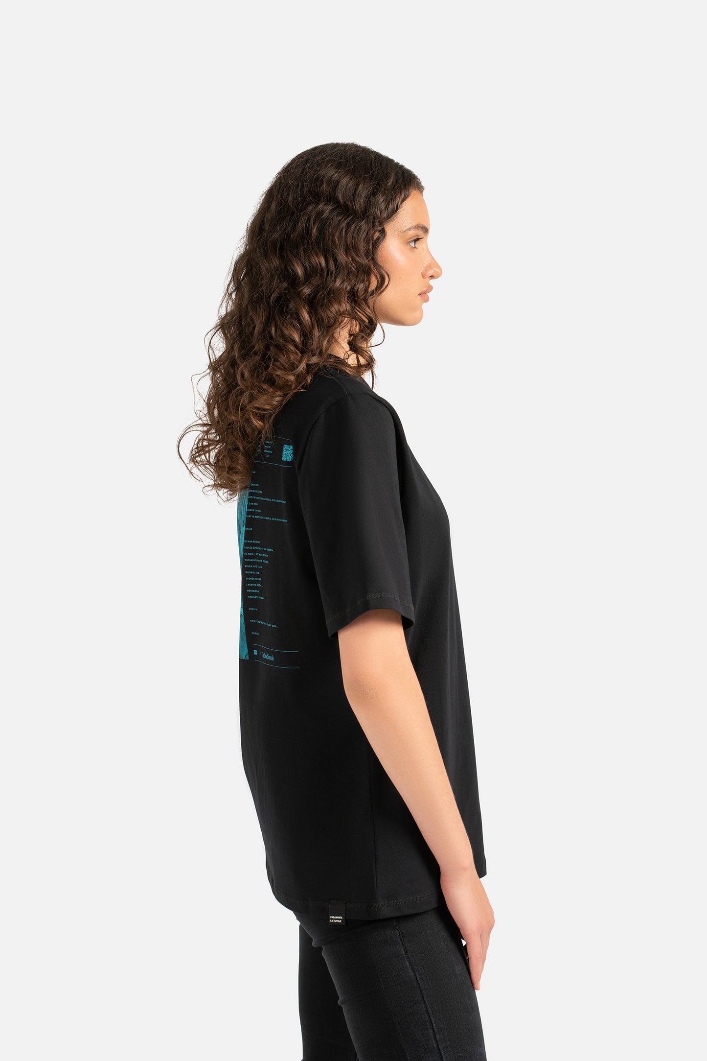 labàdienà X radio vilnius t-shirt - equalized
