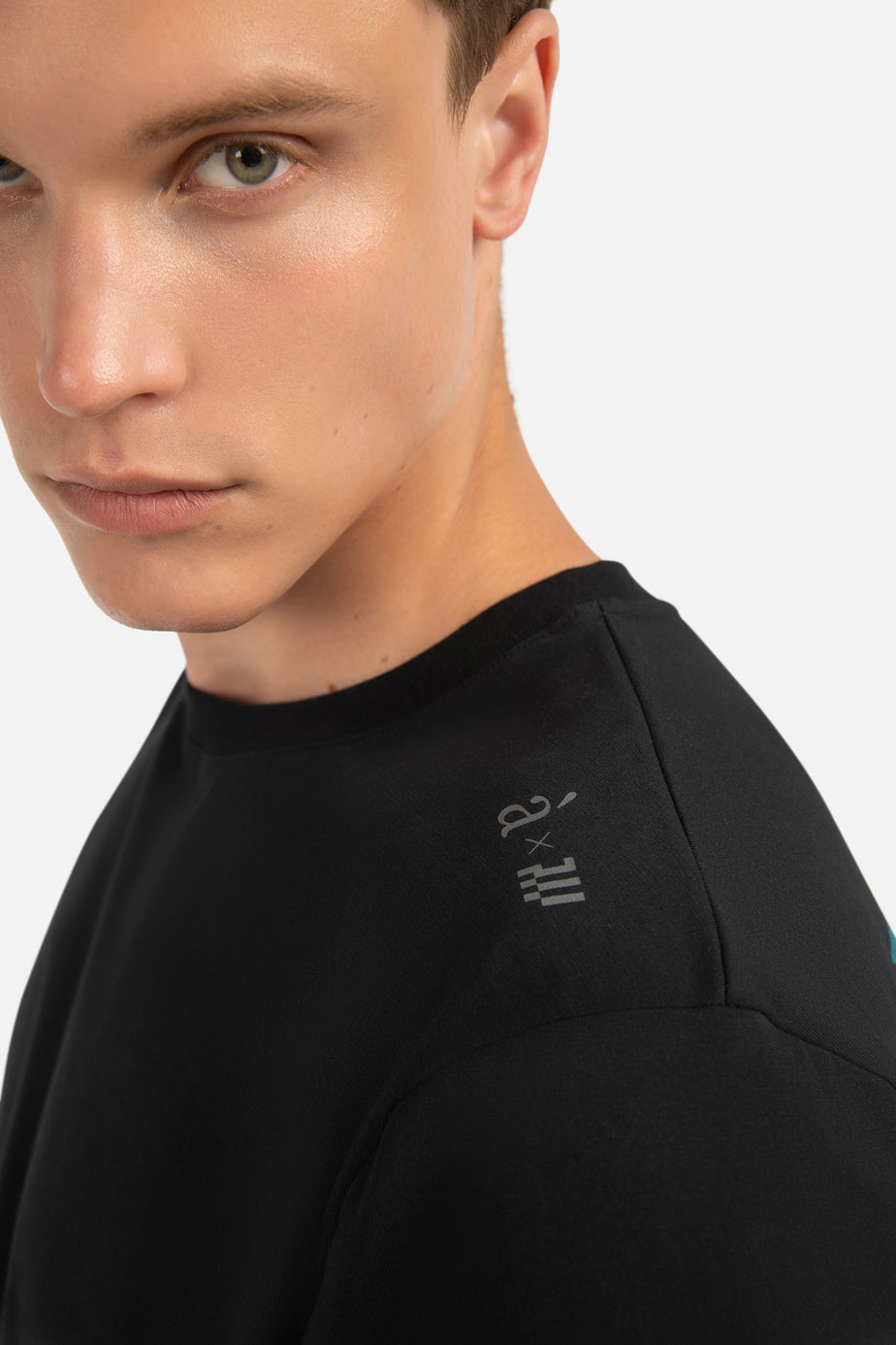 labàdienà X radio vilnius t-shirt - equalized