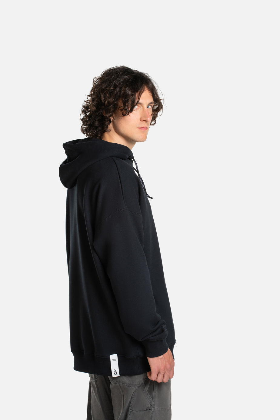 labàdienà Hoodie