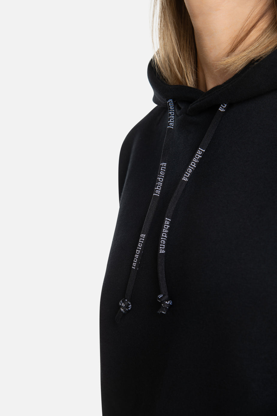 labàdienà Hoodie